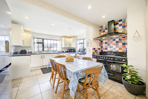 Dining Kitchen- click for photo gallery